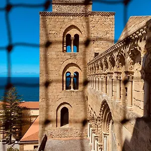 cefalu-cathedral-suite.sicilyhotelsitaly.net/
